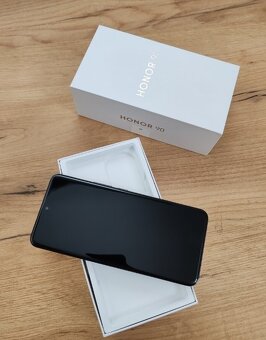 Predám HONOR 90 - 12/512GB - komplet balenie+ 5 krytov - 2
