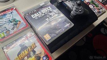Sony Playstation 3 super slim + hry + joypad - 2