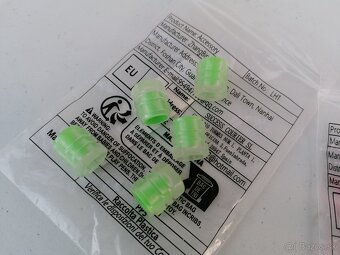 Predám svietiace kryty ventilov na kolesá - 2