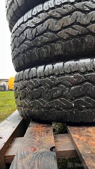 ⚫️Pneu 225/75 r16 - 2