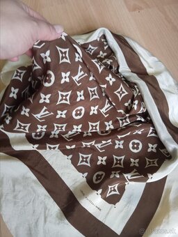 Hodvábný šal 75x78cm Louis Vuitton -Paris - 2