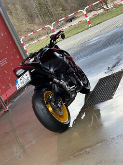 Suzuki GSX-S1000 - 2