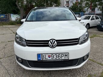Volkswagen Touran 1.6 TDI Premium Comfortline - 2