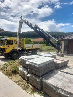 Autopreprava materialu do celkovej hmotnosti18ton - 2