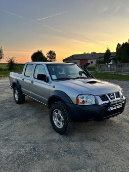 Nissan Navara D22 - 2