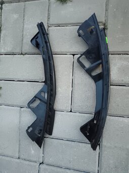 Volvo C30 držiak nárazníka - 2