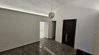 Ponuka priestoru na podnikanie v centre mesta - 2