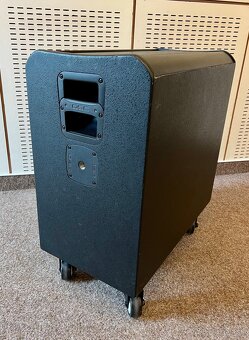 QSC KSub - 2