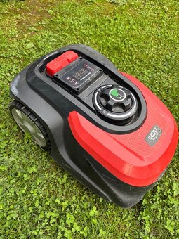 Robotická kosačka HECHT 5608 - 2
