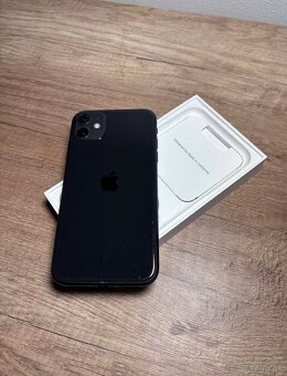 Predám Iphone 11 - 2