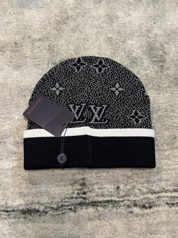 lv čiapka - 2