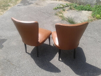 Predám retro stoličky ku konferenčnému stolíku. - 2