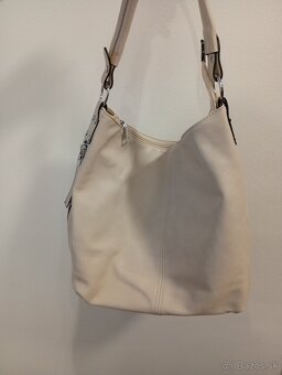 Béžová kabelka - 2