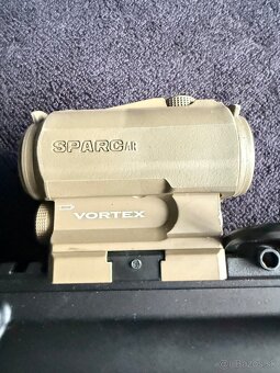 Predám kolimátor Vortex SPARC AR – Red Dot (FDE) - 2