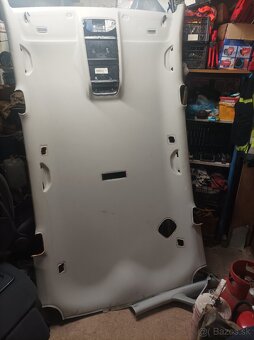 VW Touran stropnica - 2