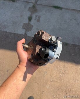 Vstřikovací čerpadlo BMW m57 BOSCH CP3 - 2