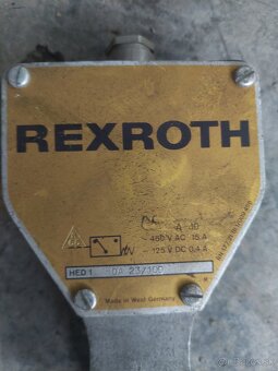 Rexroth spínač - 2