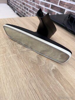 Predám zrkadlo vw b8 - 2