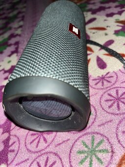 Predám jbl flip esential 2 - 2