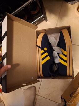 Tenisky adidas - 2