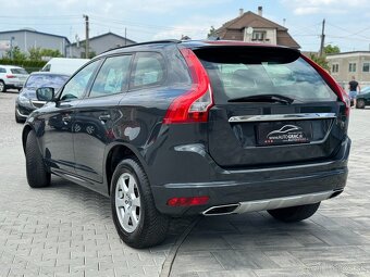 Volvo XC60 D4 Momentum Geartronic AWD - 2