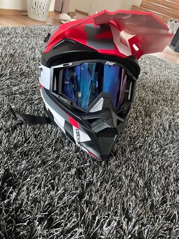 Prilba S Veľkosť - 2