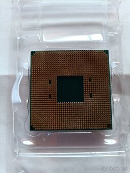 procesor AMD Ryzen 9 3900X - 2