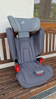 Britax Römer Kidfix - 2