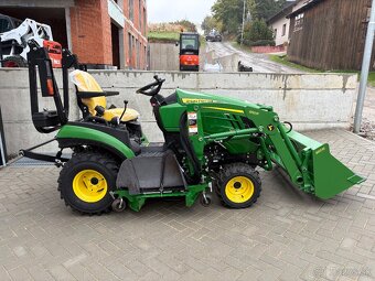 John deere 1025r - 2