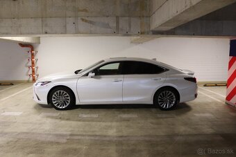 Lexus ES 300h Hybrid - 2