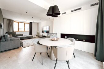 | Penthouse s dvoma terasami na pešej zóne Starého Mesta - 2