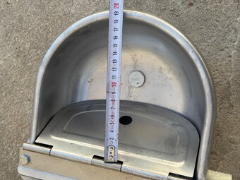 Predám napájadlo na koňa / hospodárske zvieratá - 2