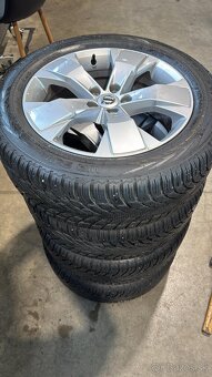 Originál sada VOLVO XC40 R18 zimné pneu - 2