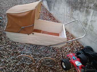 Retro kočik HHerta - 2