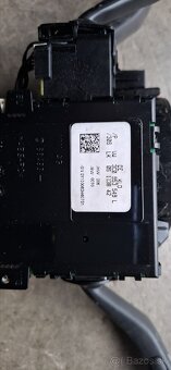 Podvolantová jednotka s páčkami VW Passat B6 - 2