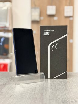 100% BATÉRIA - Samsung Galaxy Z Flip 7 256GB Blue Shadow - 2