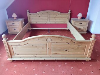 Masivní ložnice (406) - 2