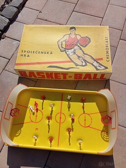 Stolný Basketbal. Stará hra. - 2