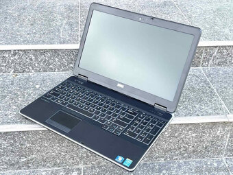 Dell Latitude E6540 | i7 • 8GB RAM • 256GB SSD - 2