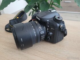 Nikon D7100 + AF-S DX NIKKOR 18-105mm + batoh - 2