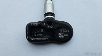 LEXUS MAZDA SUBARU SUZUKI TOYOTA
- 2