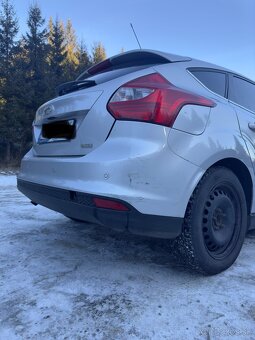 Ford focus 1.6 - 2