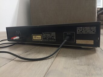 Technics SL-PG360A CD player - 2