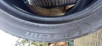Zimné pneumatiky LAUFENN 235/45 R18 - 2