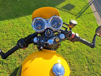 Triumph street cup 900 - 2