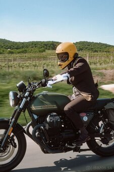 Moto Guzzi V7 III Stone - 2