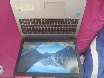 Asus - 2