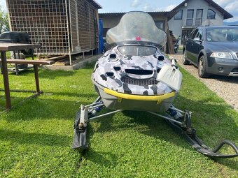 Snežný skúter polaris - 2