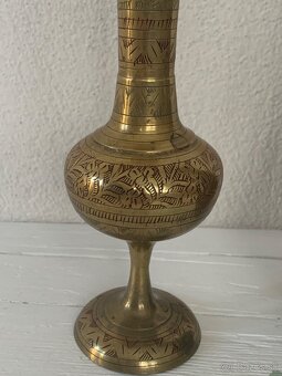 Mosadzná váza - 2