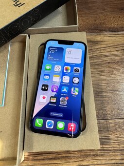 iPhone 13 - 2